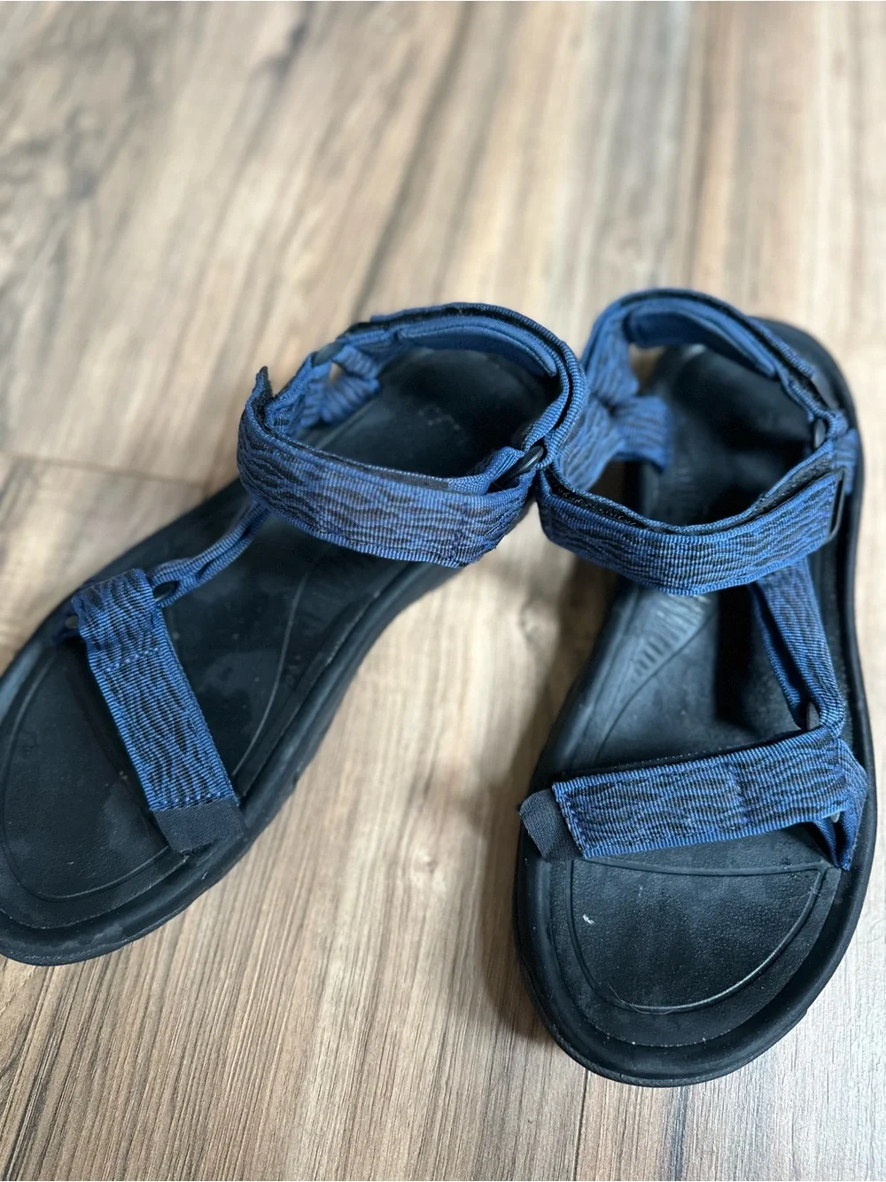 Men’s Teva Hurricane XLT 2 Sandal Size 11